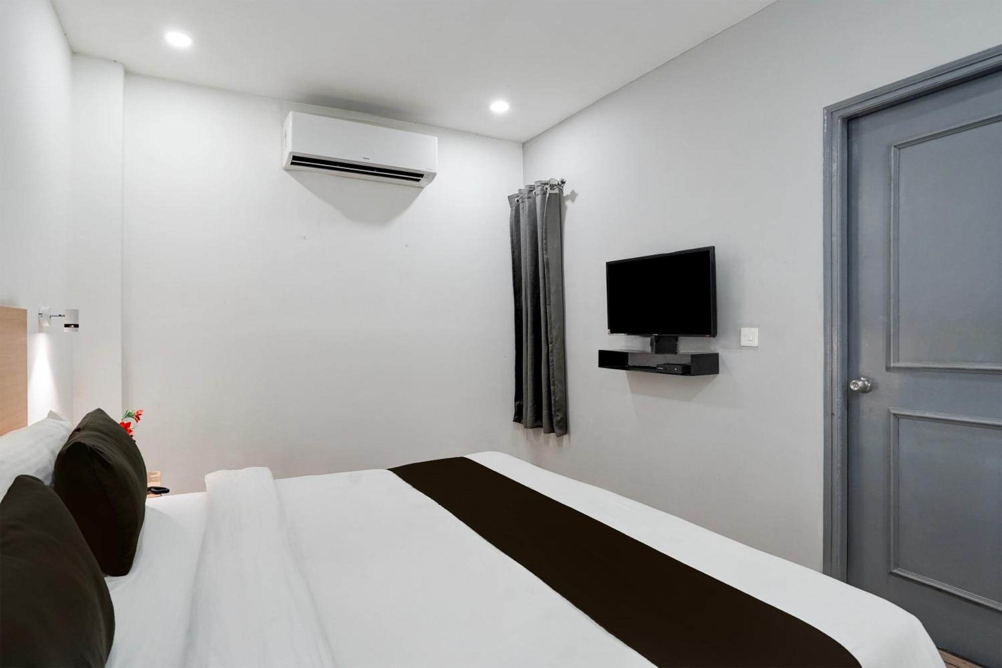 Super Townhouse Gomti Nagar Sector 6 Near Ekana Stadium 러크나우 외부 사진